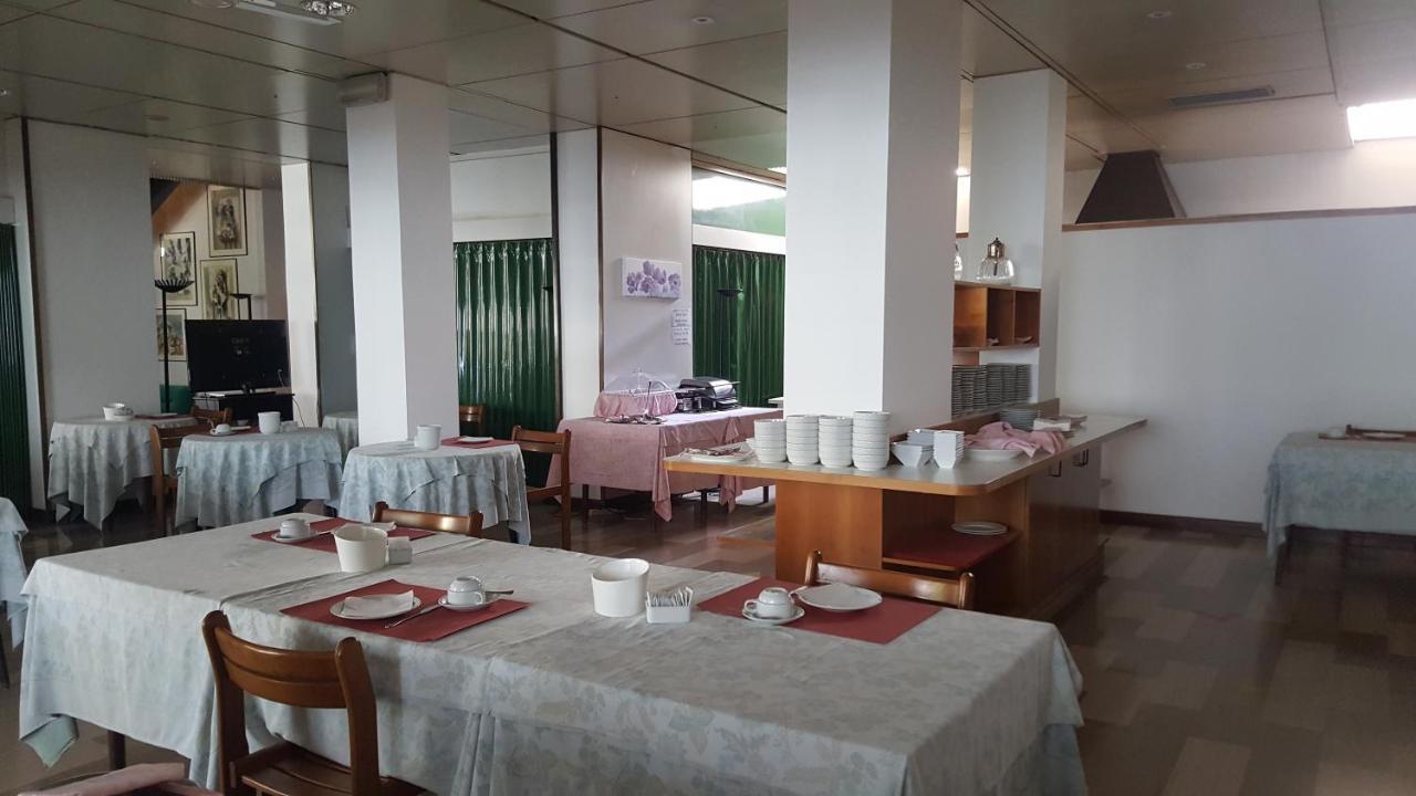 Hotel Cristallo Udine Bagian luar foto