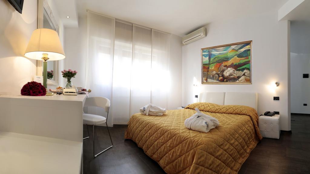 Hotel Cristallo Udine Bagian luar foto